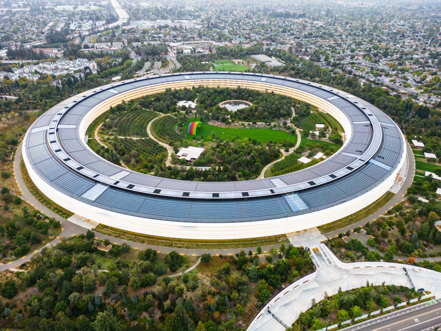 Silicon Valley Reels as Sudden Investment Cuts Shake the Tech Ecosystem