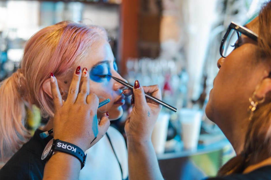 Celebrity Makeup Artist Glenny Meyers Reveals Her Top Beauty Secrets